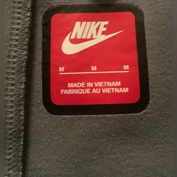 Nike Men’s Black and Gray Patterned Joggers, Medium, NWOT - Picture 2 of 16